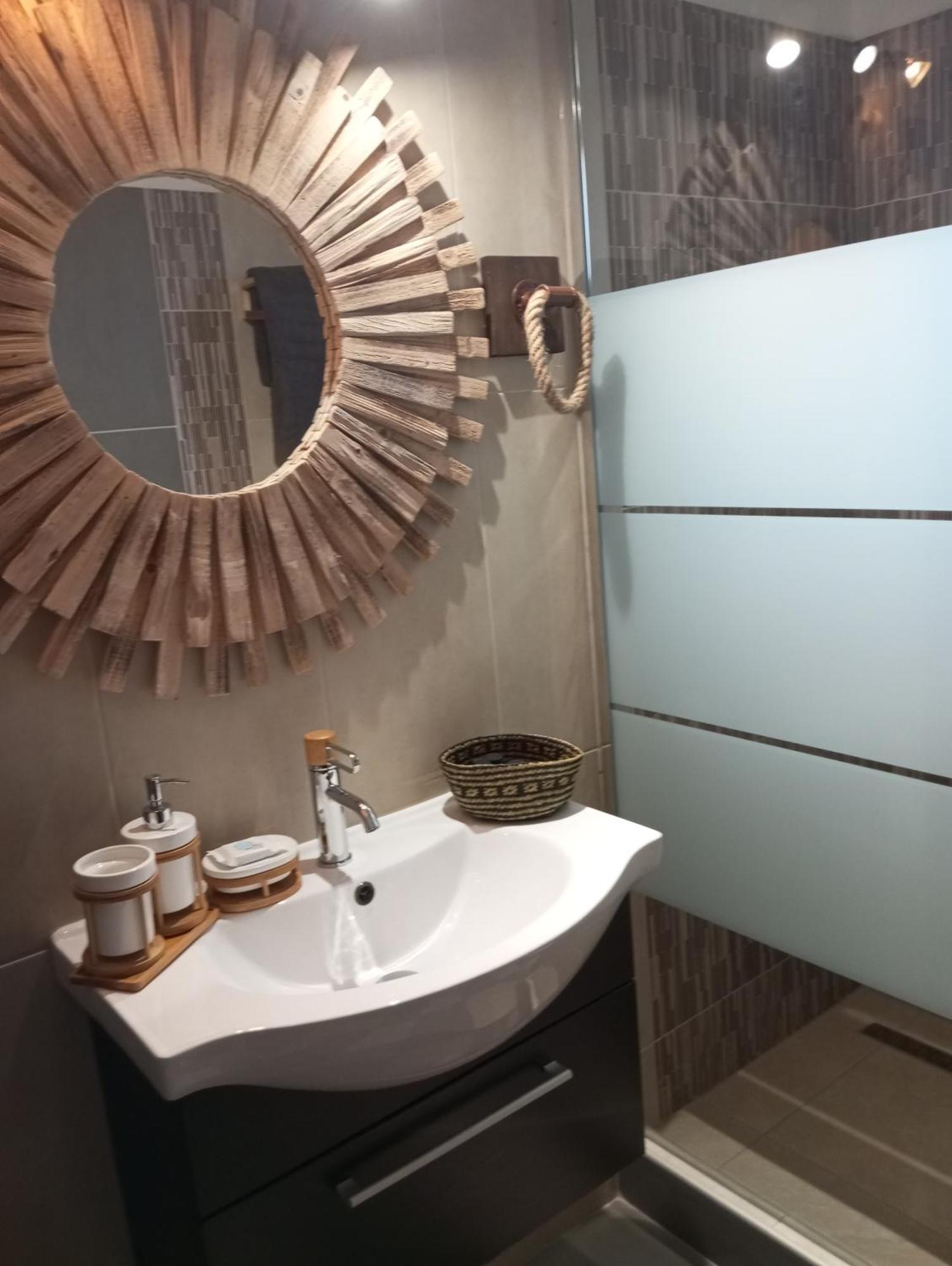 Machi Rooms Patitiri  Luaran gambar