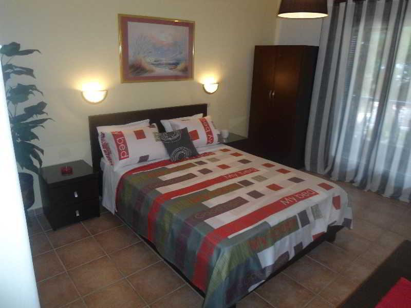 Machi Rooms Patitiri  Luaran gambar